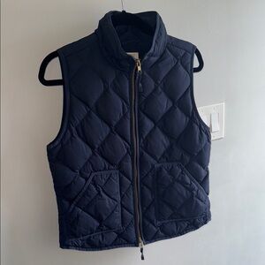 J Crew Quilted Navy Vest size Medium